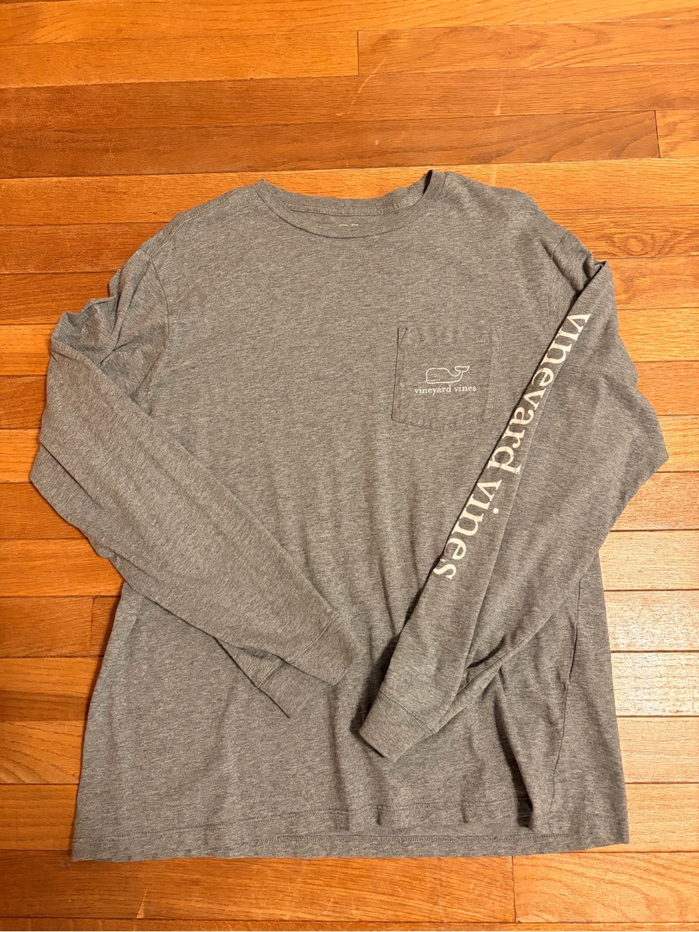 Vineyard Vines Heather Gray Long-Sleeve Pocket Tee with Sleeve Logo